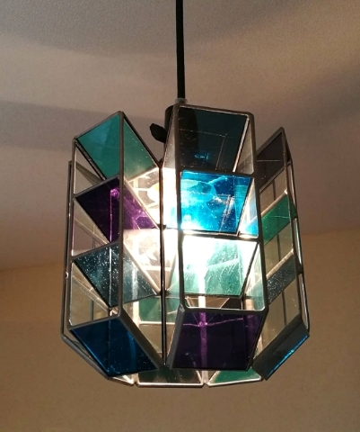 Prism｜ステンドグラス工房福井｜すてんどぐらす・オリビエ｜福井県のステンドグラス制作・修理・注文｜北陸・石川・富山・全国発送可