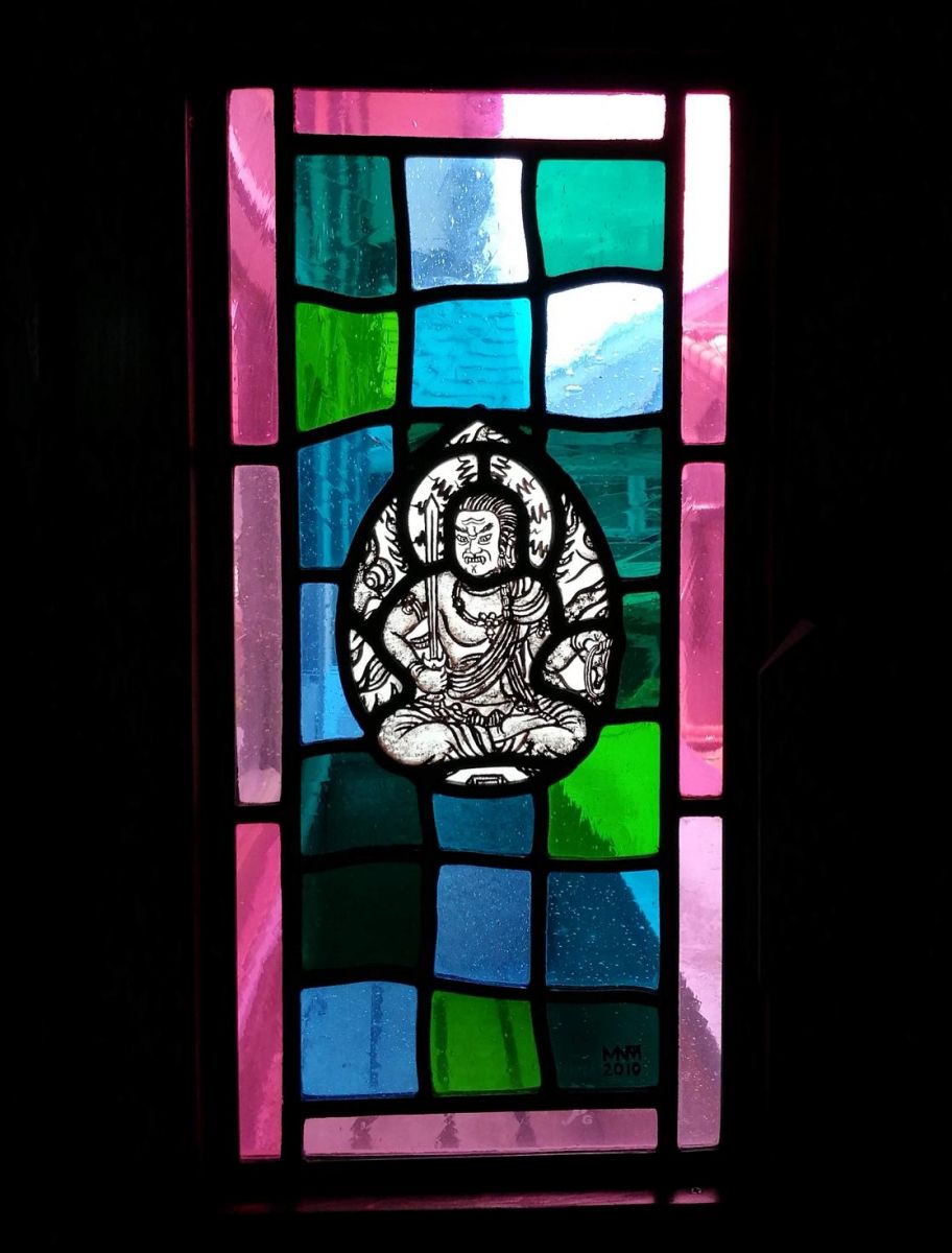 不動明王｜ステンドグラス工房福井｜すてんどぐらす・オリビエ｜福井県のステンドグラス制作・修理・注文｜北陸・石川・富山・全国発送可