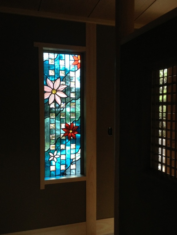 花の季節｜ステンドグラス工房福井｜すてんどぐらす・オリビエ｜福井県のステンドグラス制作・修理・注文｜北陸・石川・富山・全国発送可