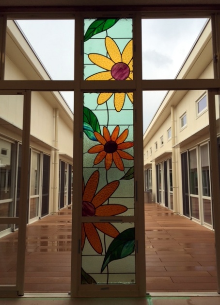 ひまわり｜ステンドグラス工房福井｜すてんどぐらす・オリビエ｜福井県のステンドグラス制作・修理・注文｜北陸・石川・富山・全国発送可