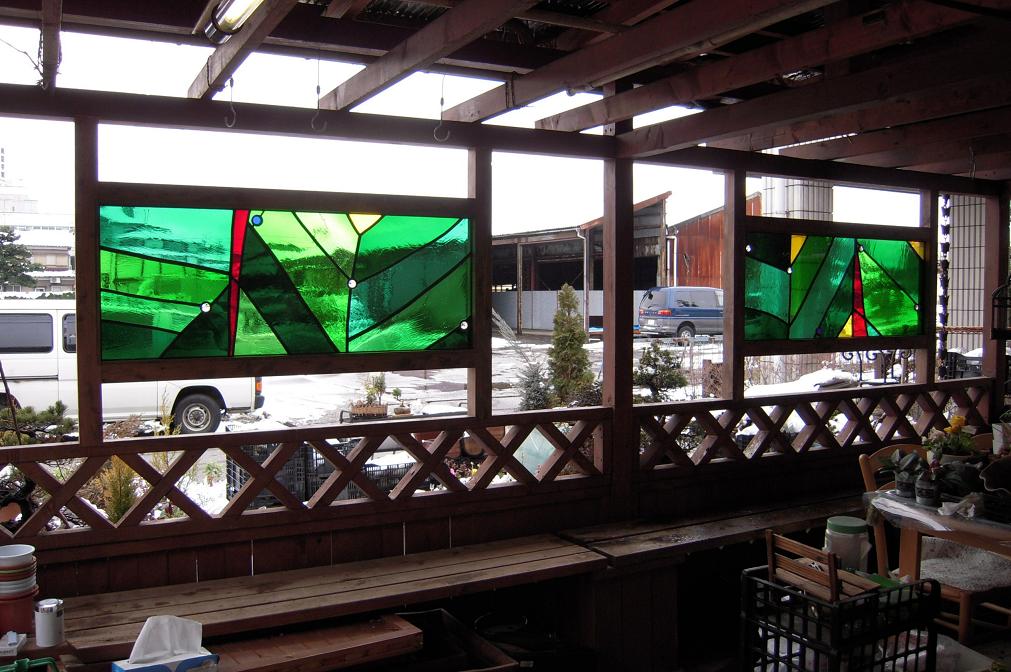 葉っぱのフレディ｜ステンドグラス工房福井｜すてんどぐらす・オリビエ｜福井県のステンドグラス制作・修理・注文｜北陸・石川・富山・全国発送可